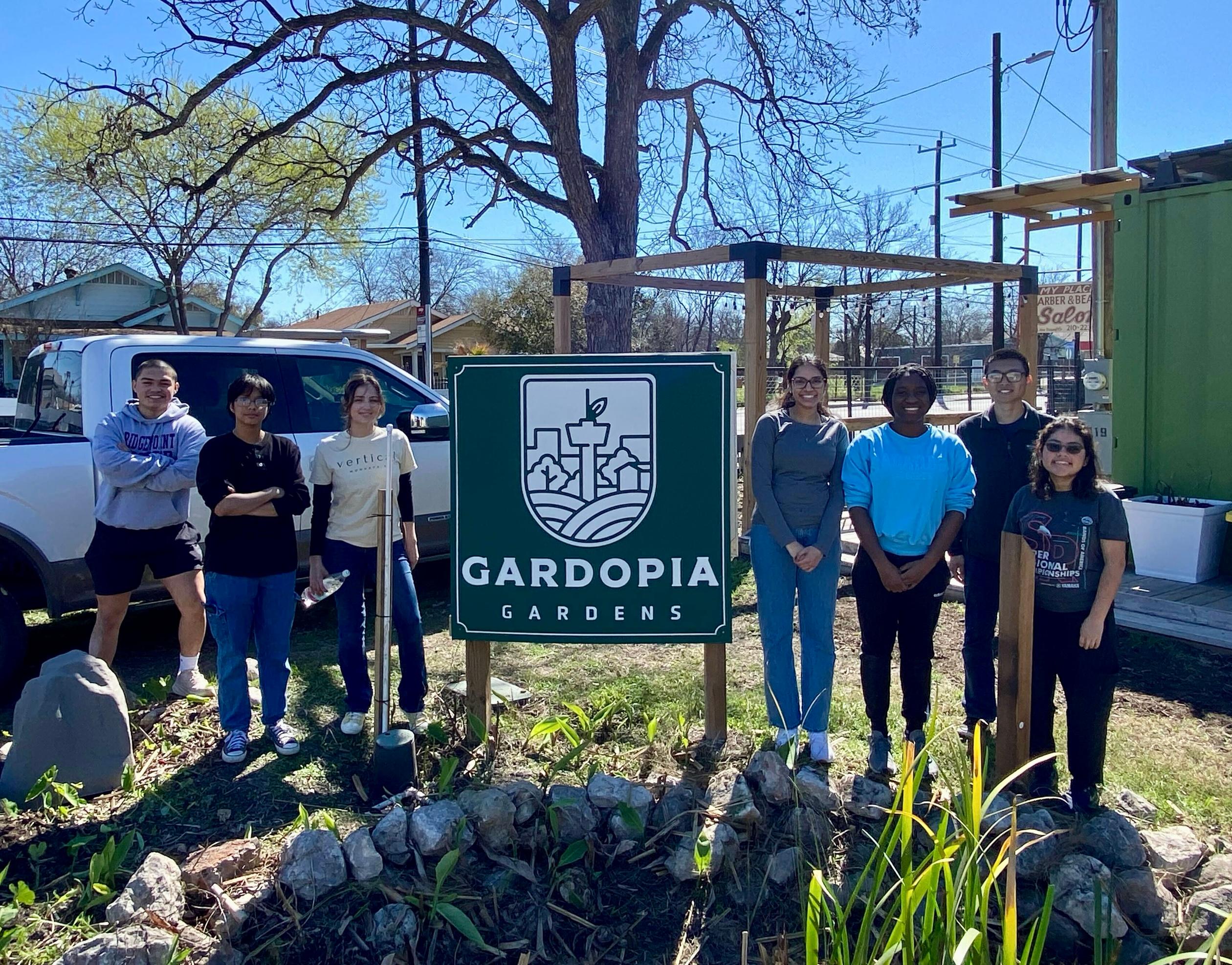 Volunteer - IMG 8268